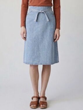 Vintage SEASONS Light Wash Denim A-Line Wrap Skirt Size 8 - 26”- 30” Waist